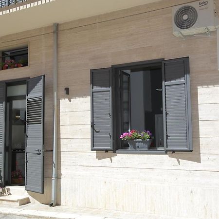 Casa Vignale Apartment อาโวลา ภายนอก รูปภาพ